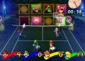 In Terror Tennis sta je tegenover de spoken uit Luigis Mansion. Kom alleen niet te dichtbij, dan komen ze achter je aan!