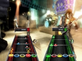 Rock med over 80 forskellige sange i Guitar Hero 5.