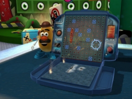 While you’re peacefully playing a game of Battleship, that thing is back from the filming of <a href = https://www.mariowii.nl/wii_spel_info.php?Nintendo=Toy_Story_3>Toy Story 3</a>!